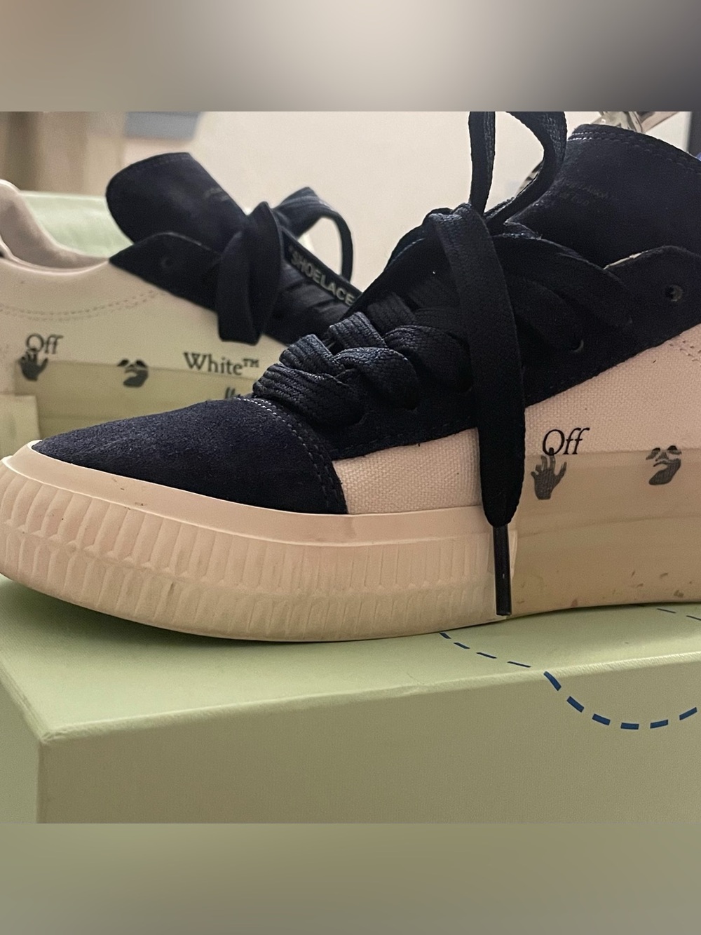 Off-White Vulc Low Navy Blue & White Sneaker Women’s Size US 6/ EU 36 *AUTHENTIC - Picture 9 of 16